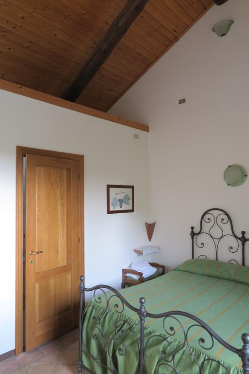 Agriturismo Rupestr Канелли Номер фото
